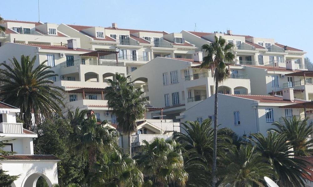 Beachside With Sea View -