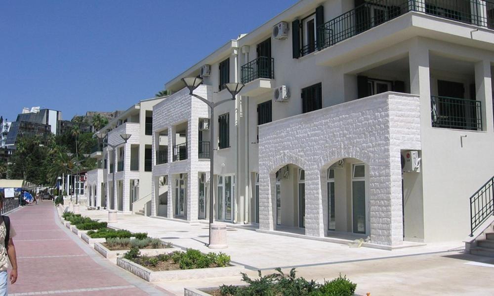 Beachside With Sea View - Herceg Novi
