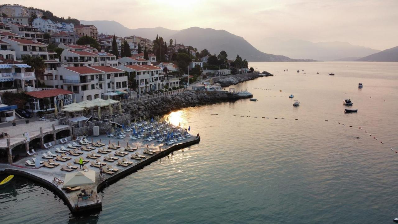Beachside With Sea View - Daire Herceg Novi