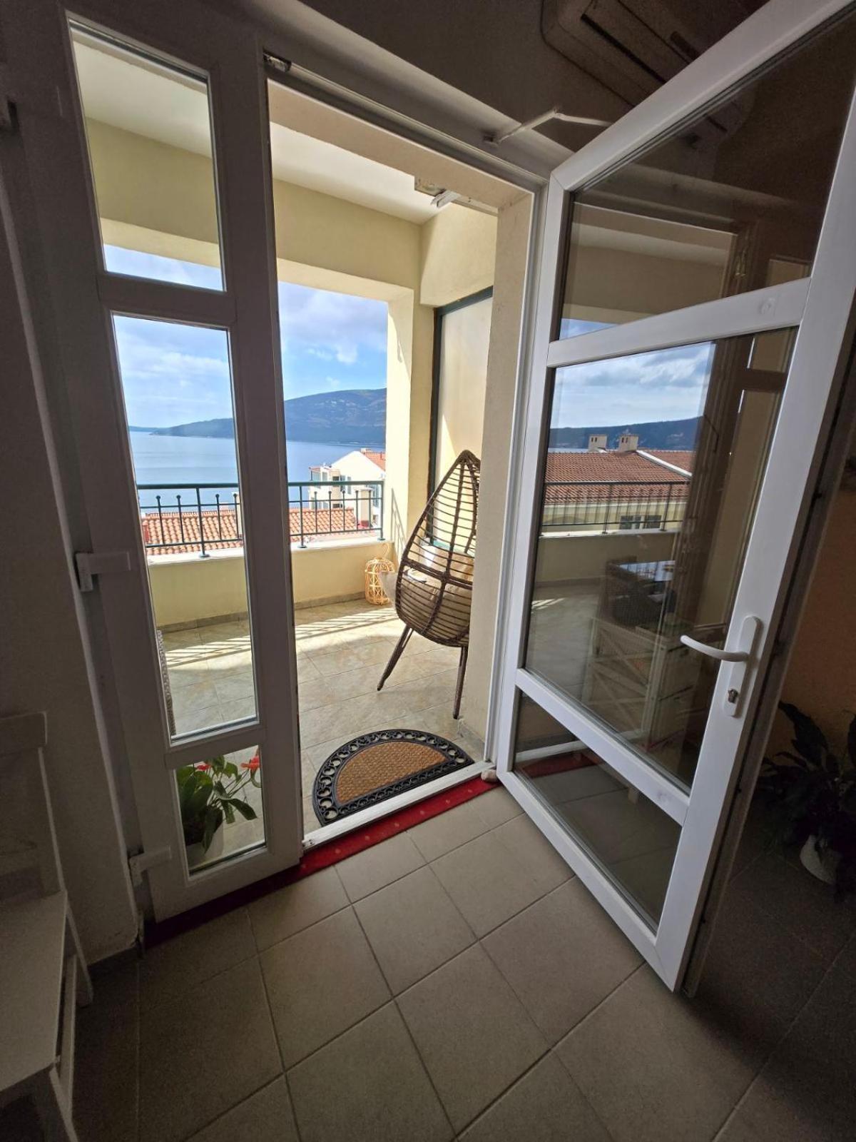 Beachside With Sea View -